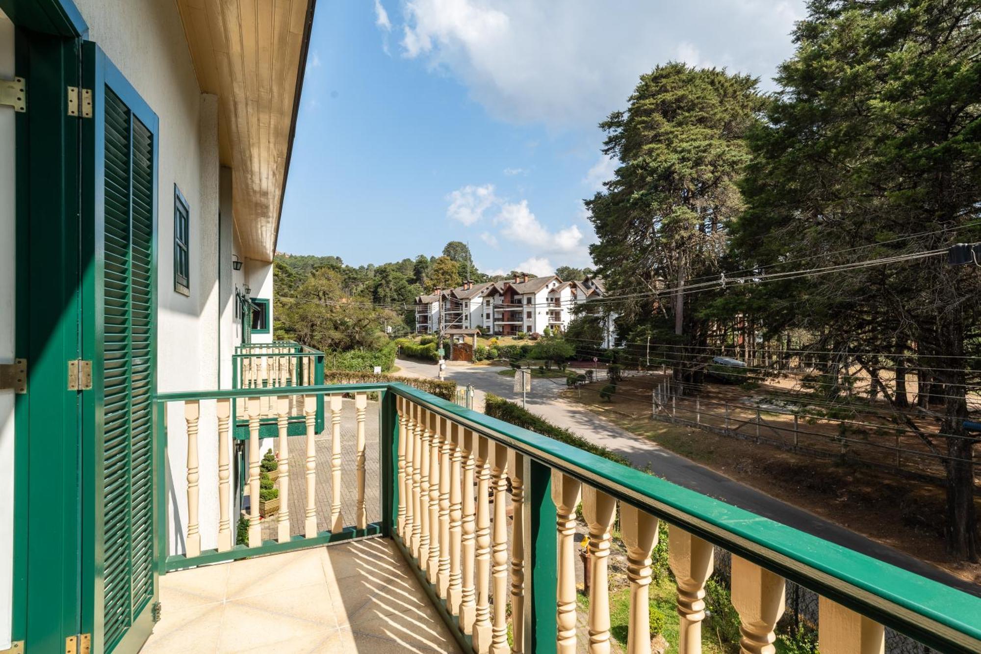 Inn Castelo Piazzale By Concavus Campos do Jordão